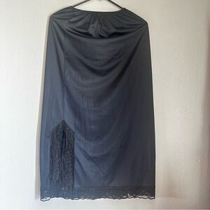 Antron III Half Slip Maxi‎ Women Medium Nylon Lace Trim Slit Black USA Vintage